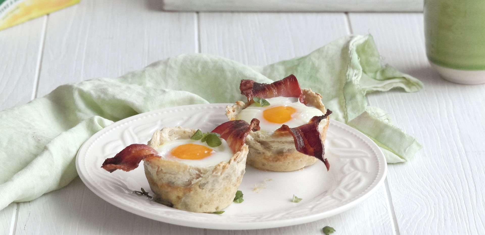 Egg- og bacon i muffinsform