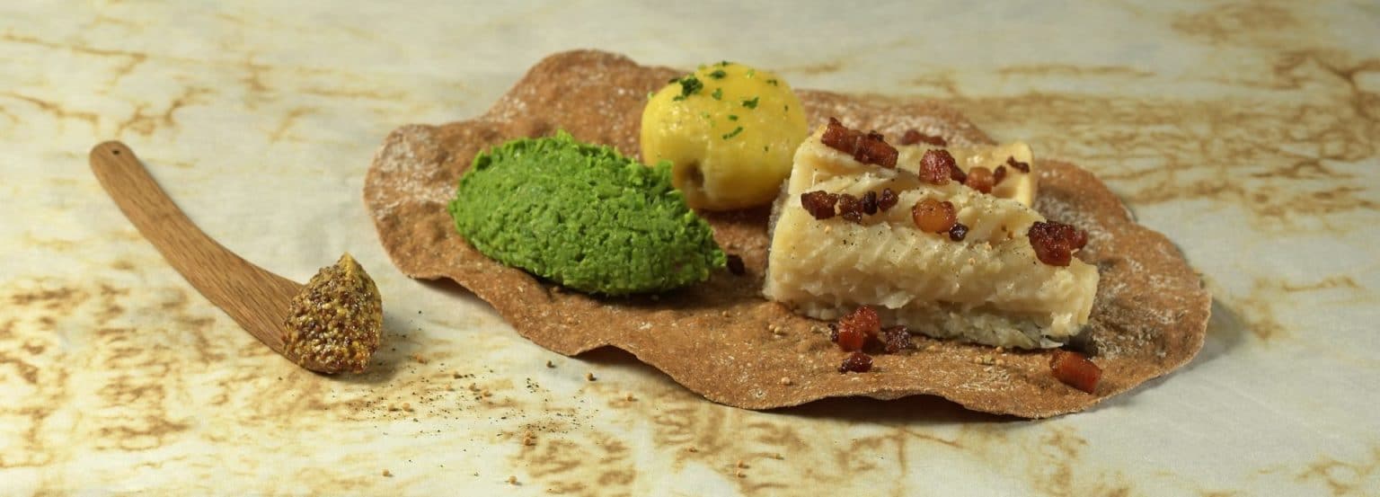Klassisk Lutefisk Med Beurre Monte Poteter Mills Proffpartner
